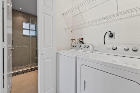 Купить виллу или дом в Майами, Флорида 3 спальни, 147.25м2, № 2027196 - фото 18