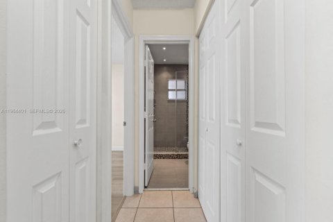 Купить виллу или дом в Майами, Флорида 3 спальни, 147.25м2, № 2027196 - фото 19