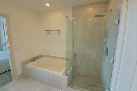 Condominio en alquiler en Miami, Florida, 2 dormitorios, 116.13 m2 № 1938445 - foto 22