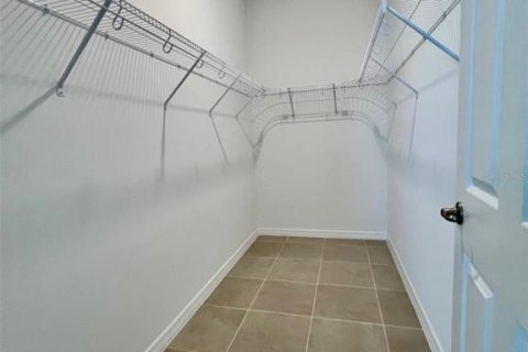 Villa ou maison à louer à Ocala, Floride: 3 chambres, 172.43 m2 № 2419762 - photo 6