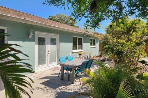 Villa ou maison à vendre à Pinellas Park, Floride: 2 chambres, 88.72 m2 № 2433058 - photo 2
