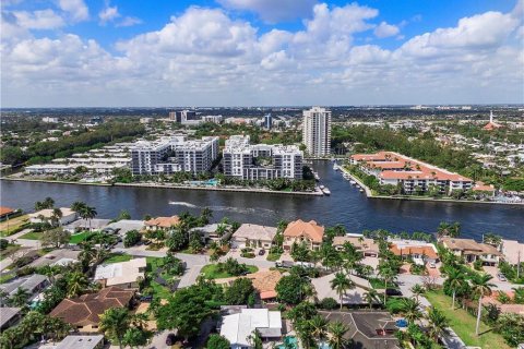 Casa en venta en Lauderdale-by-the-Sea, Florida, 4 dormitorios, 204.38 m2 № 2081520 - foto 21