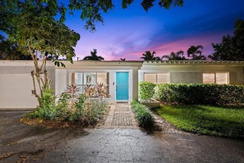 Casa en venta en Lauderdale-by-the-Sea, Florida, 4 dormitorios, 204.38 m2 № 2081520 - foto 19