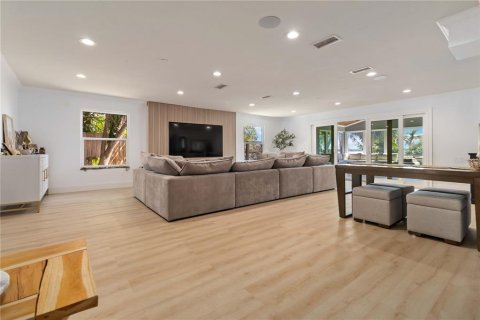 Villa ou maison à vendre à Cocoa, Floride: 3 chambres, 200.39 m2 № 1903688 - photo 8
