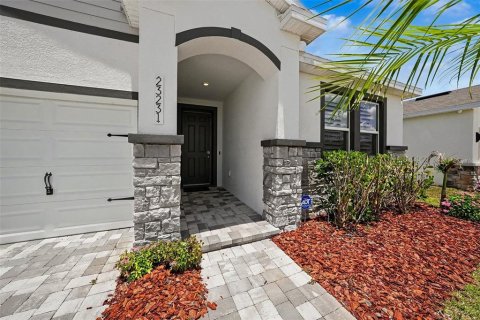 House in Lutz, Florida 4 bedrooms, 263.66 sq.m. № 2107402 - photo 7