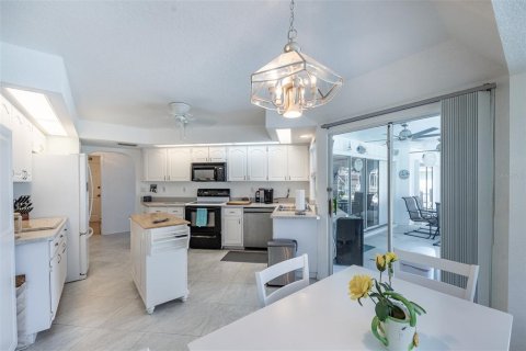 Villa ou maison à vendre à Punta Gorda, Floride: 3 chambres, 171.5 m2 № 2204034 - photo 28