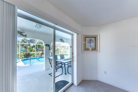 Villa ou maison à vendre à Punta Gorda, Floride: 3 chambres, 171.5 m2 № 2204034 - photo 17