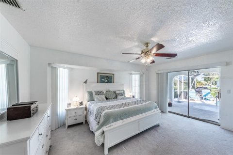 Villa ou maison à vendre à Punta Gorda, Floride: 3 chambres, 171.5 m2 № 2204034 - photo 13