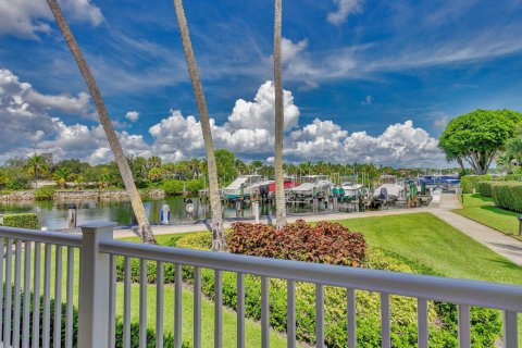 Villa ou maison à louer à Juno Beach, Floride: 3 chambres, 197.42 m2 № 1029357 - photo 1