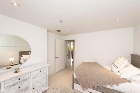 Copropriété à louer à Key Biscayne, Floride: 2 chambres, 143.63 m2 № 2186476 - photo 10