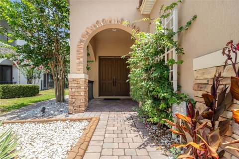 House in Orlando, Florida 4 bedrooms, 237.09 sq.m. № 1795032 - photo 4