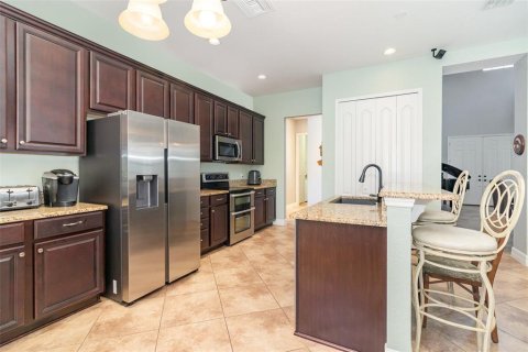 House in Orlando, Florida 4 bedrooms, 237.09 sq.m. № 1795032 - photo 9