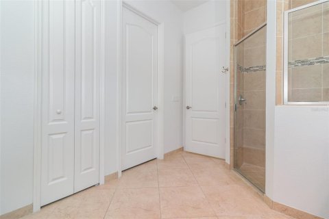 House in Orlando, Florida 4 bedrooms, 237.09 sq.m. № 1795032 - photo 17