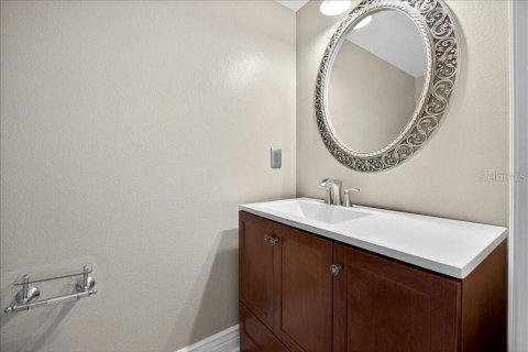 Casa en venta en Palm Coast, Florida, 6 dormitorios, 365.48 m2 № 2157417 - foto 17