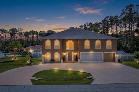 Casa en Palm Coast, Florida 6 dormitorios, 365.48 m2 № 2157417