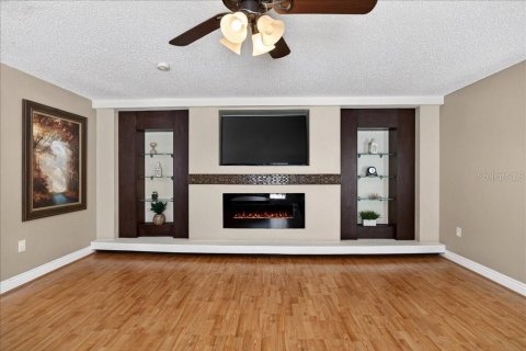 Casa en venta en Palm Coast, Florida, 6 dormitorios, 365.48 m2 № 2157417 - foto 20