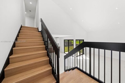 Купить виллу или дом в Майами, Флорида 3 спальни, 171.13м2, № 2051966 - фото 9