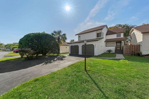 Купить виллу или дом в Майами, Флорида 3 спальни, 171.13м2, № 2051966 - фото 28