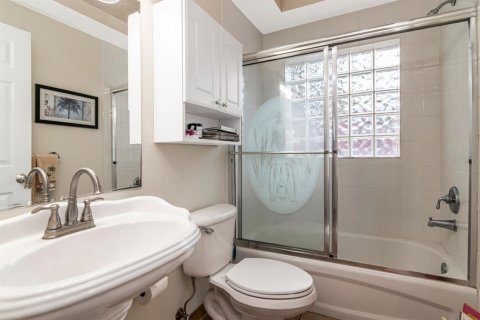 Villa ou maison à vendre à Seminole, Floride: 4 chambres, 266.44 m2 № 2092057 - photo 6