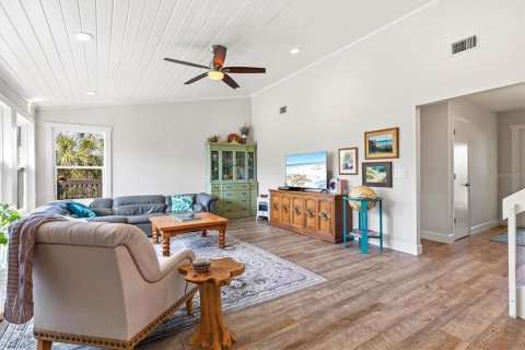 House in Holmes Beach, Florida 3 bedrooms, 159.33 sq.m. № 1630815 - photo 5