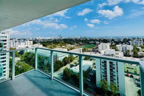 Condominio en venta en Miami Beach, Florida, 1 dormitorio, 79.15 m2 № 2035645 - foto 3