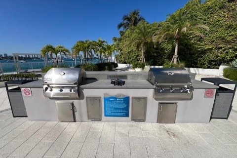 Condominio en venta en Miami Beach, Florida, 1 dormitorio, 79.15 m2 № 2035645 - foto 28
