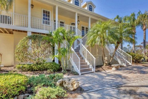 Casa en alquiler en Bradenton, Florida, 3 dormitorios, 269.79 m2 № 2267522 - foto 2
