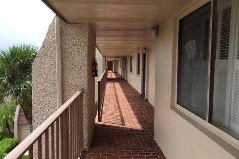 Copropriété à louer à Lake Worth, Floride: 3 chambres, 116.41 m2 № 2193596 - photo 4