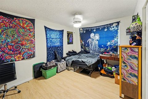 Dúplex en venta en Pinellas Park, Florida, 4 dormitorios, 156.08 m2 № 2420386 - foto 6