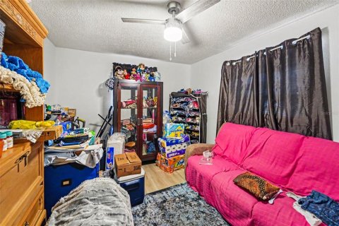 Dúplex en venta en Pinellas Park, Florida, 4 dormitorios, 156.08 m2 № 2420386 - foto 10