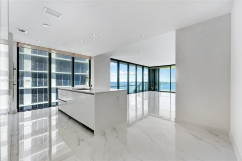 Copropriété à vendre à Miami, Floride: 4 chambres, 244.89 m2 № 1895733 - photo 30