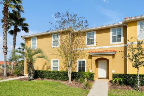 Touwnhouse à vendre à Kissimmee, Floride: 2 chambres, 107.86 m2 № 2212747 - photo 3