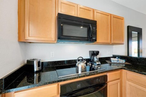 Touwnhouse à vendre à Kissimmee, Floride: 2 chambres, 107.86 m2 № 2212747 - photo 11