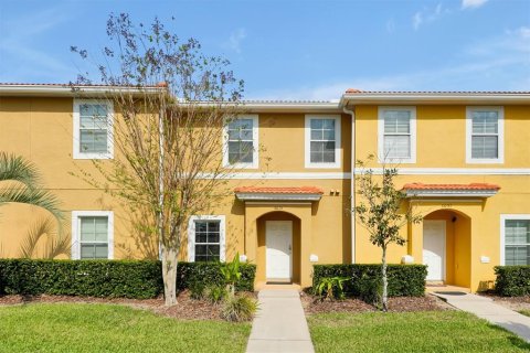 Touwnhouse à vendre à Kissimmee, Floride: 2 chambres, 107.86 m2 № 2212747 - photo 2