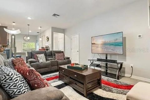 Adosado en alquiler en Wesley Chapel, Florida, 2 dormitorios, 155.05 m2 № 1881428 - foto 5