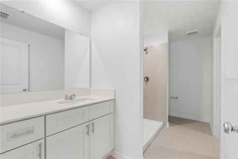 Casa en alquiler en Kissimmee, Florida, 4 dormitorios, 201.97 m2 № 2092581 - foto 19