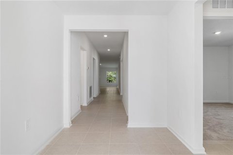 Casa en alquiler en Kissimmee, Florida, 4 dormitorios, 201.97 m2 № 2092581 - foto 2