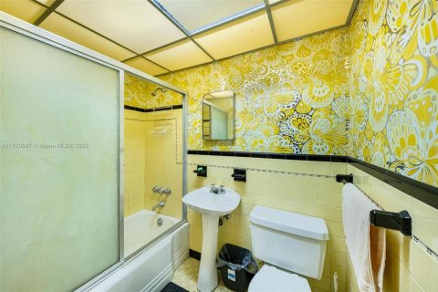 Купить виллу или дом в Майами, Флорида 4 спальни, 312.43м2, № 1978143 - фото 20