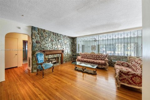 Купить виллу или дом в Майами, Флорида 4 спальни, 312.43м2, № 1978143 - фото 6