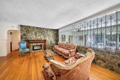 Купить виллу или дом в Майами, Флорида 4 спальни, 312.43м2, № 1978143 - фото 7