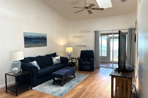 House in Tarpon Springs, Florida 2 bedrooms, 99.41 sq.m. № 2147509 - photo 6