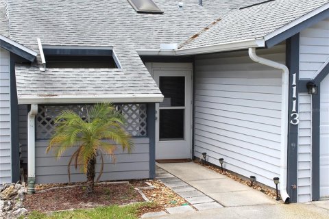 House in Tarpon Springs, Florida 2 bedrooms, 99.41 sq.m. № 2147509 - photo 2