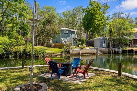 House in Weeki Wachee, Florida 2 bedrooms, 84.73 sq.m. № 1673220 - photo 11