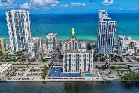 Купить кондоминиум в Холливуд, Флорида 3 комнаты, 82.03м2, № 2250311 - фото 16