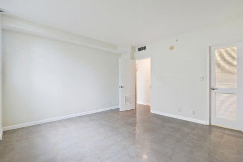 Купить кондоминиум в Холливуд, Флорида 3 комнаты, 82.03м2, № 2250311 - фото 8