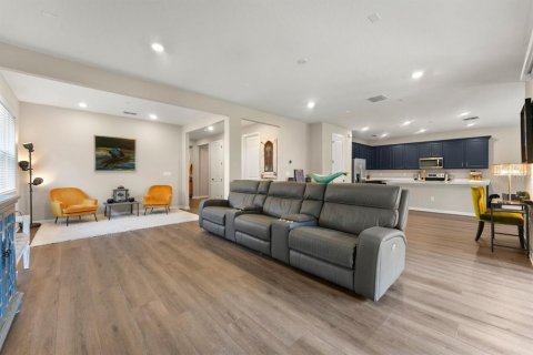 Villa ou maison à vendre à Ormond Beach, Floride: 5 chambres, 331.38 m2 № 2414003 - photo 4