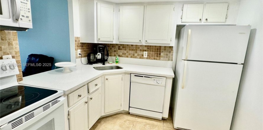 Condo à Hallandale Beach, Floride, 1 chambre № 1987401