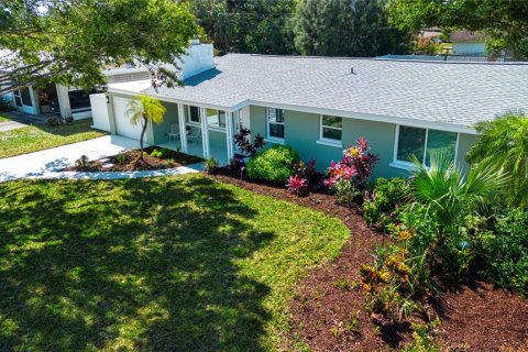 Villa ou maison à vendre à Sarasota, Floride: 3 chambres, 165.46 m2 № 1899251 - photo 3