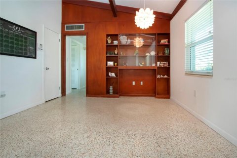 Villa ou maison à vendre à Sarasota, Floride: 3 chambres, 165.46 m2 № 1899251 - photo 16