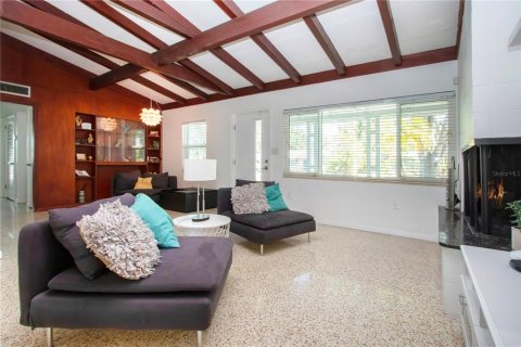 Villa ou maison à vendre à Sarasota, Floride: 3 chambres, 165.46 m2 № 1899251 - photo 10
